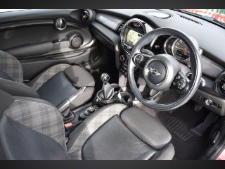 /photos/10039/d42f8c60-df26-4df3-93cf-44d9c2c6f42c_i320x240.jpg