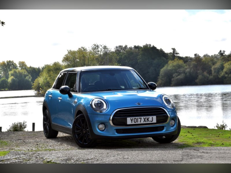 2017 MINI Hatch